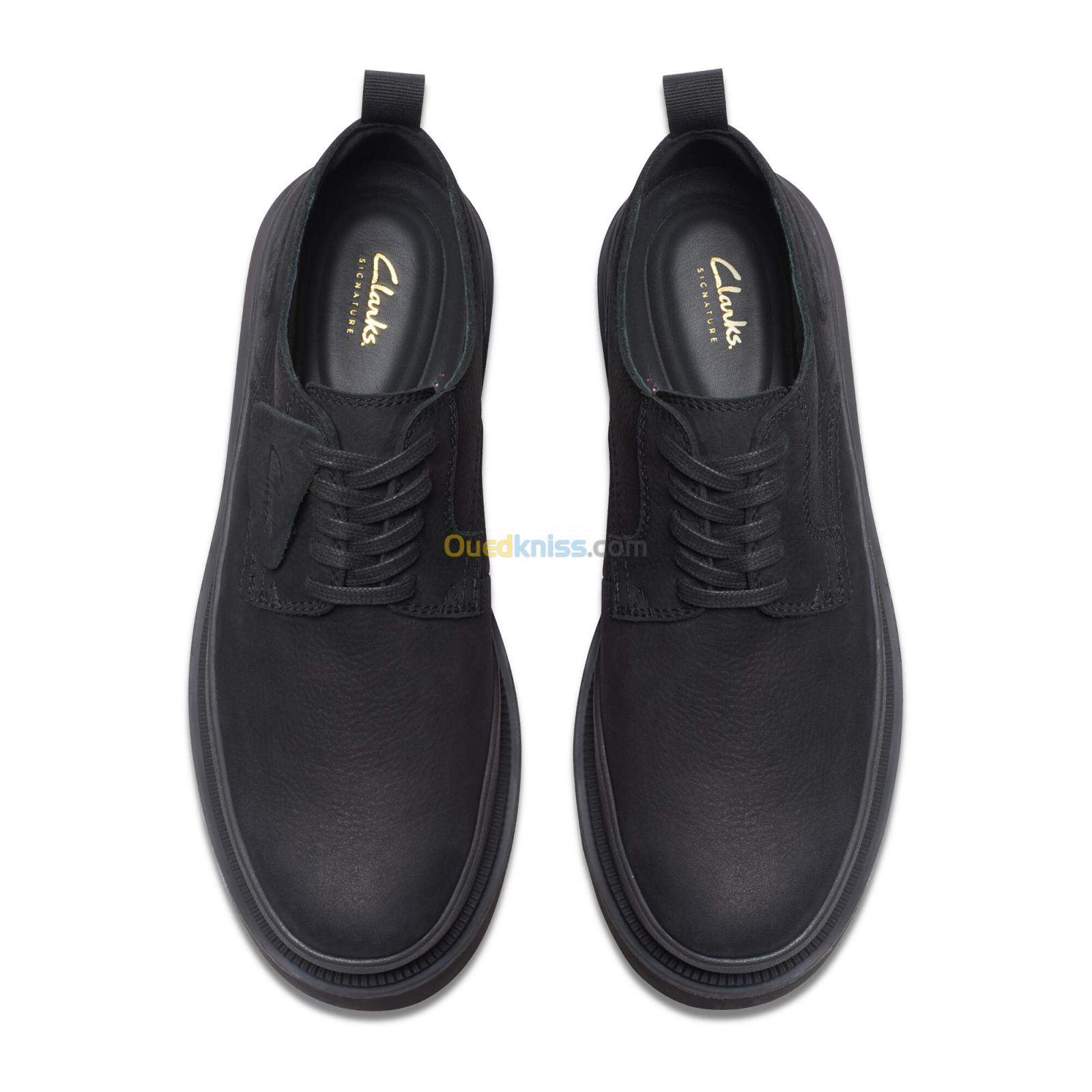 CLARKS Badell Lace Black Nubuck