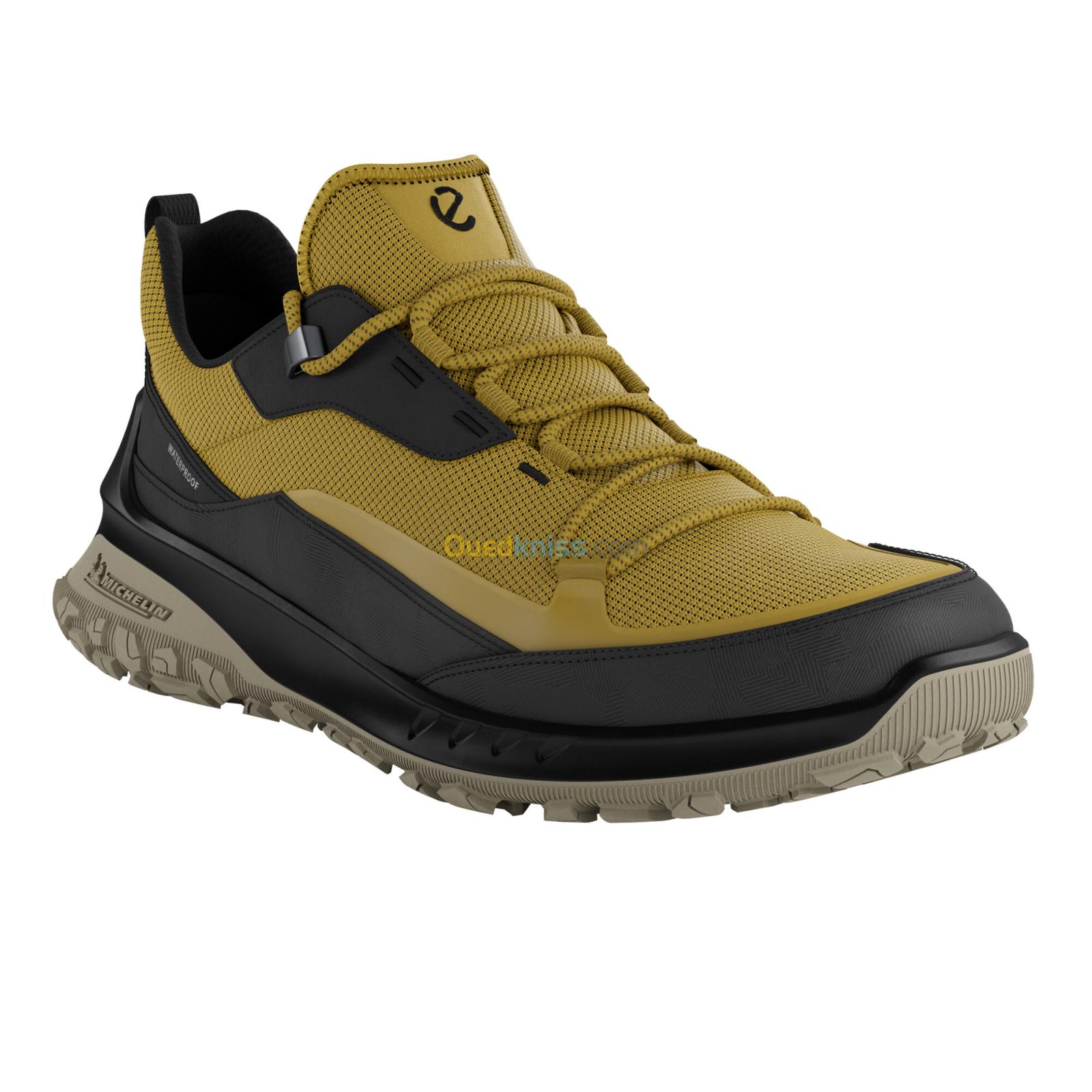 ECCO Ult-Trn M Black / Olive Oil