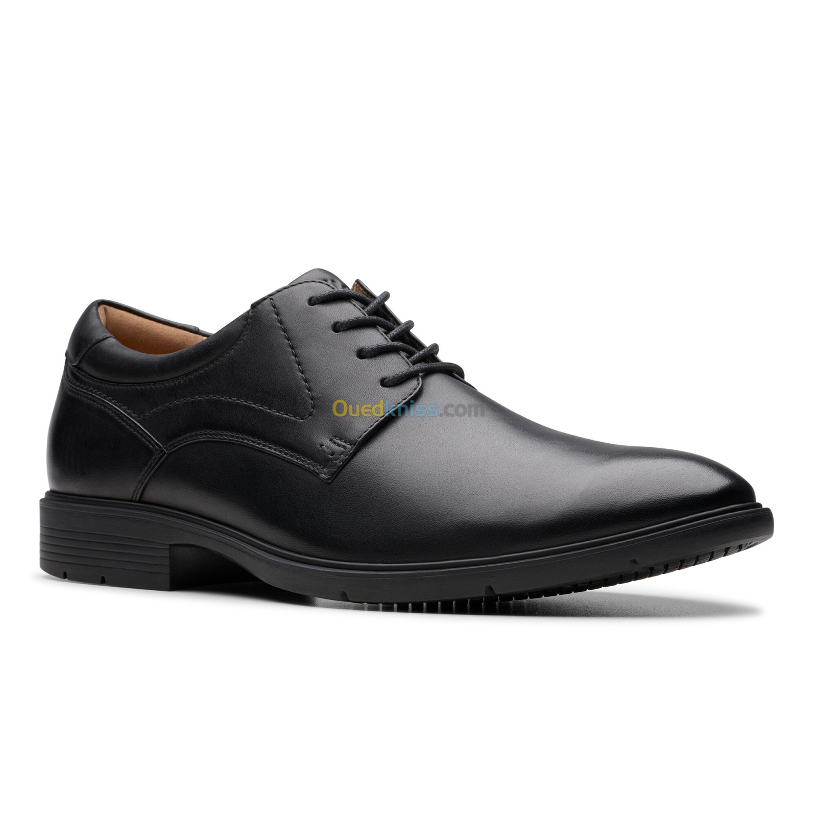 CLARKS Eldredge Plain Black Leather