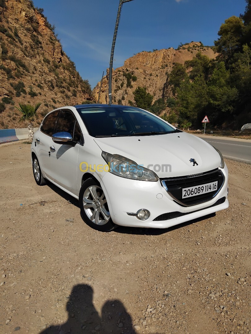 Peugeot 208 2014 208