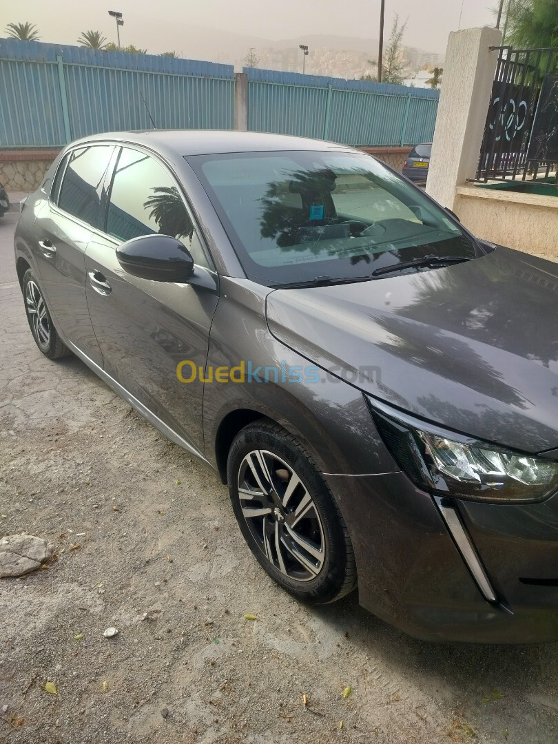 Peugeot 208 2022 Allure Facelift