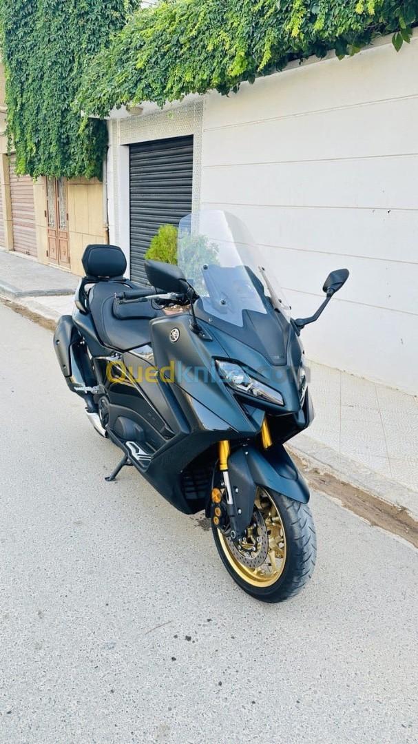 Yamaha T-max techmax 2023