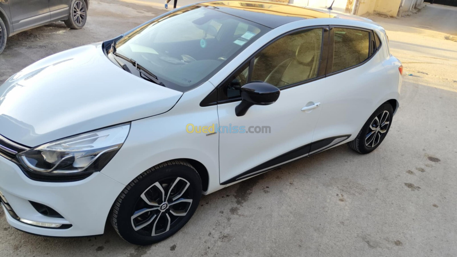 Renault Clio 4 2019 Limited 2