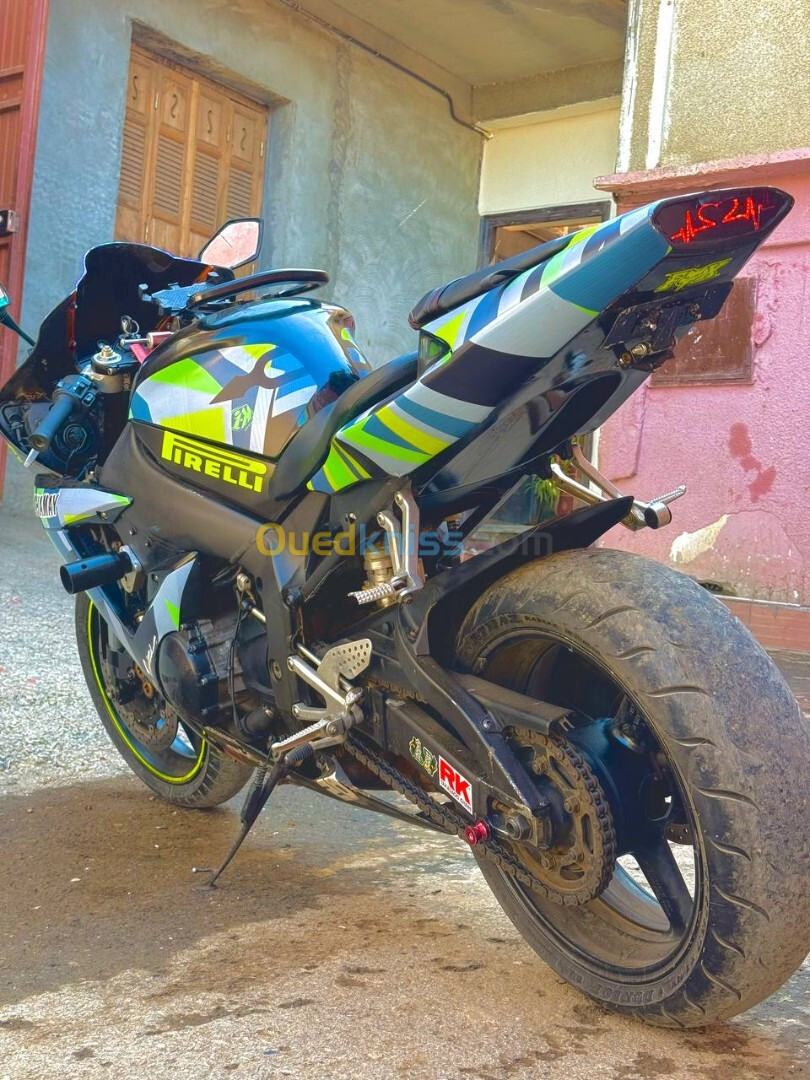 Yamaha R1 2003