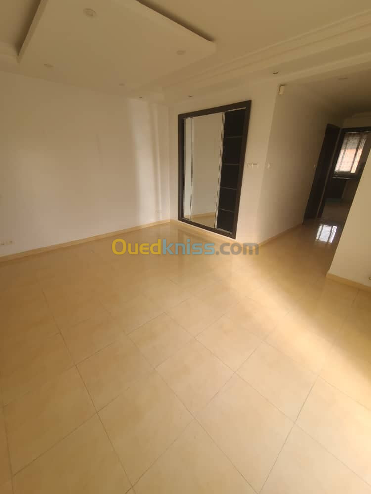 Location Appartement F4 Alger Ouled fayet