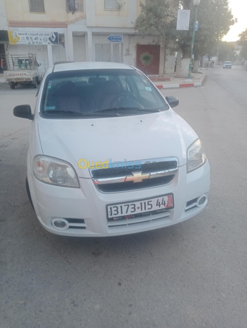 Chevrolet Aveo 5 portes 2015 Aveo 5 portes