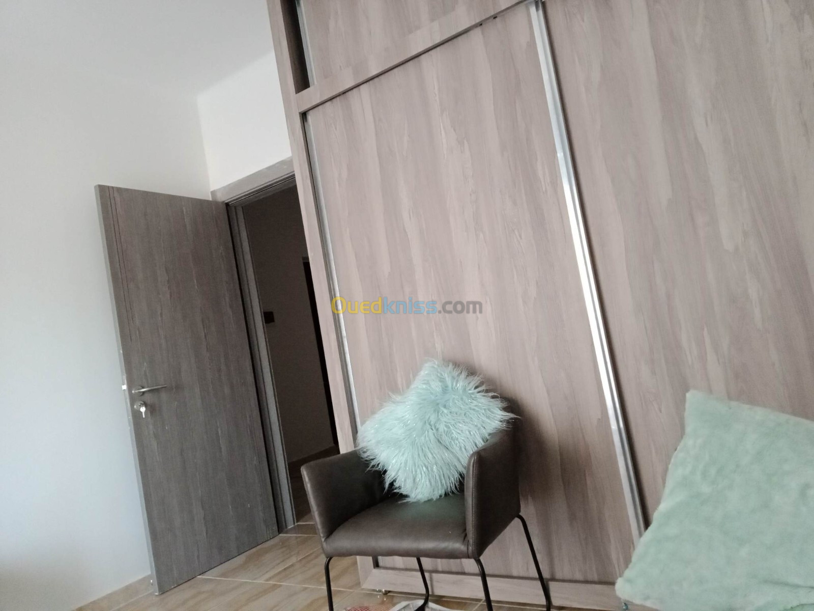 Vente Appartement F4 Oran Sidi chami