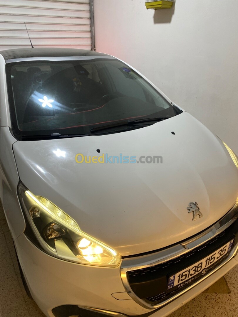 Peugeot 208 2015 Allure Facelift