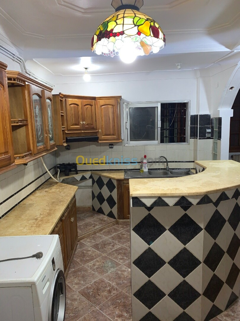 Location Appartement F3 Alger Zeralda