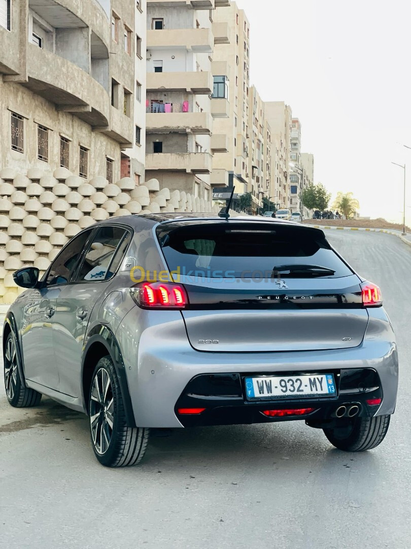 Peugeot 208 2022 GT