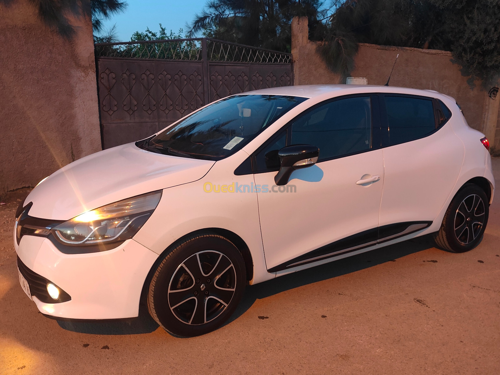 Renault Clio 4 2014 Limited