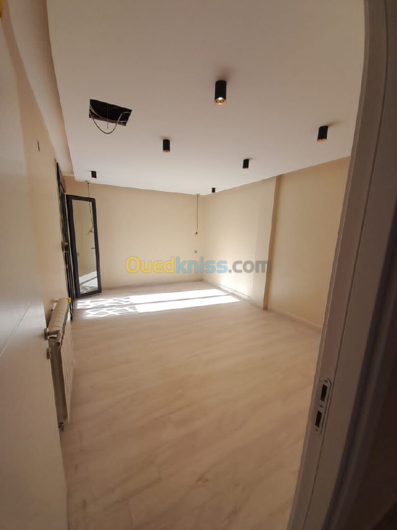 Vente Appartement F4 Alger Bordj el bahri