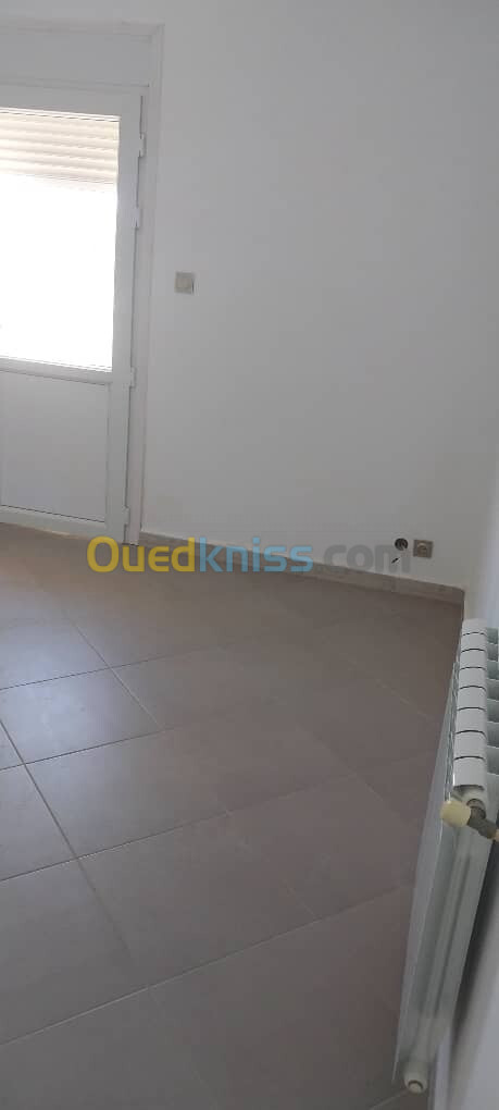 Location Niveau De Villa F4 Alger Birkhadem