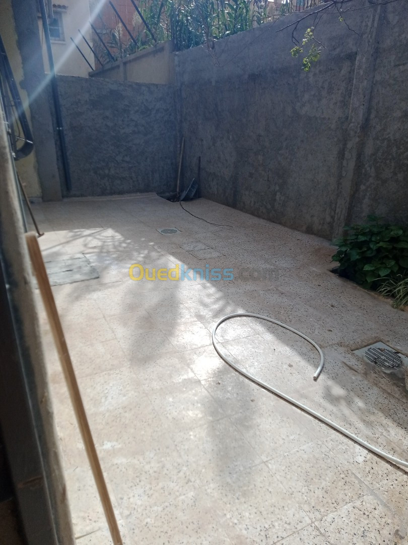 Location Niveau De Villa F2 Alger Bordj el bahri