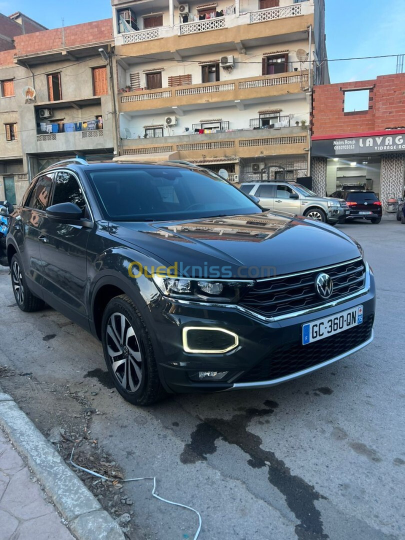 Volkswagen T-Roc 2021 Active