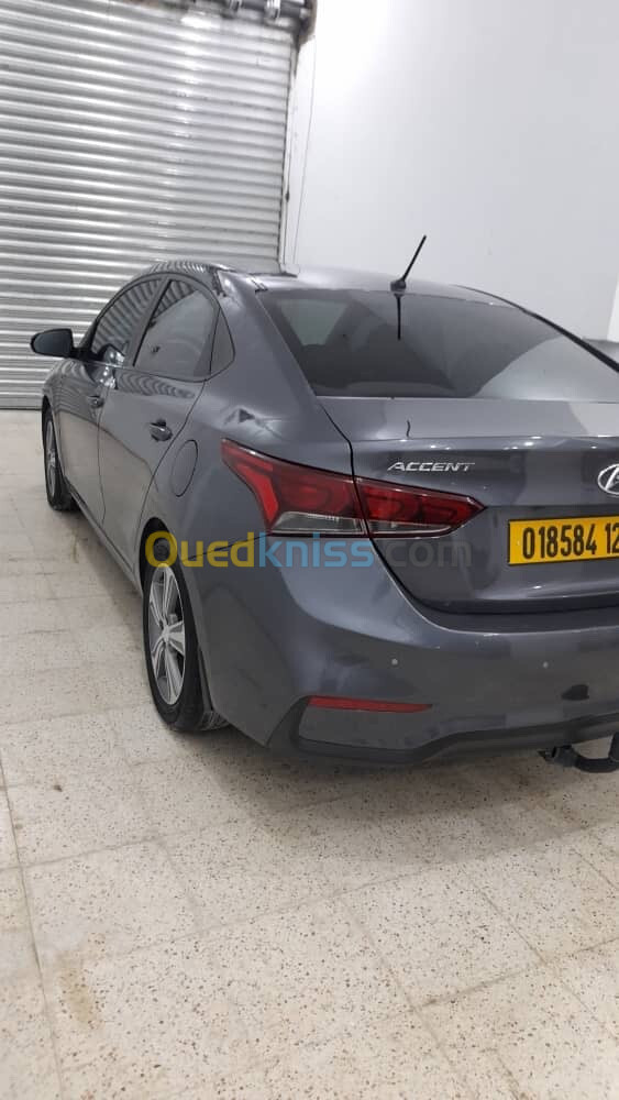 Hyundai Accent RB  4 portes 2020 Accent RB  4 portes