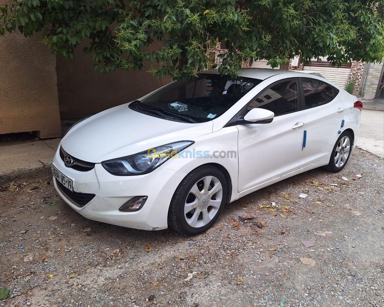 Hyundai Elantra 2015 