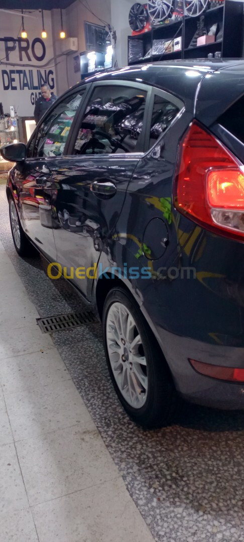 Ford Fiesta 2013 Titanium 