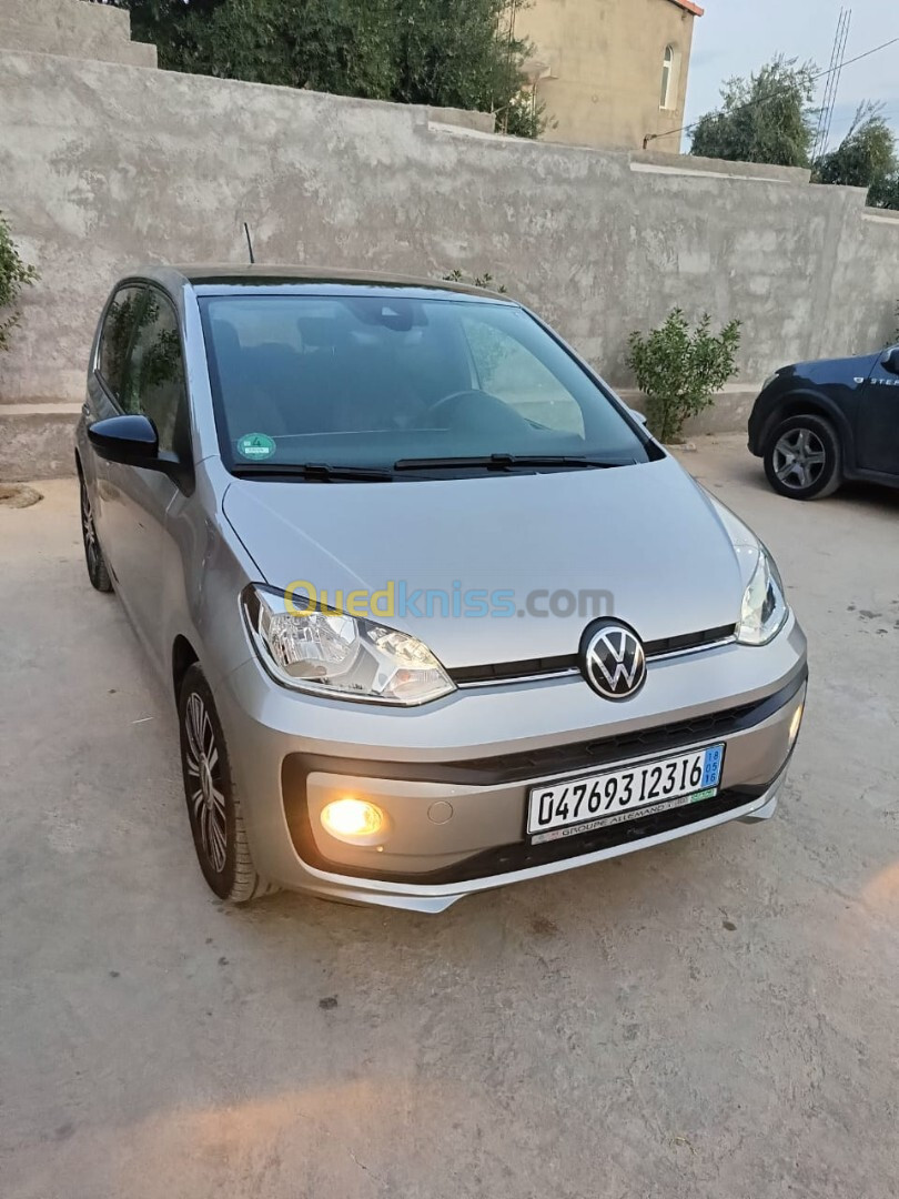 Volkswagen Up ! 2023 