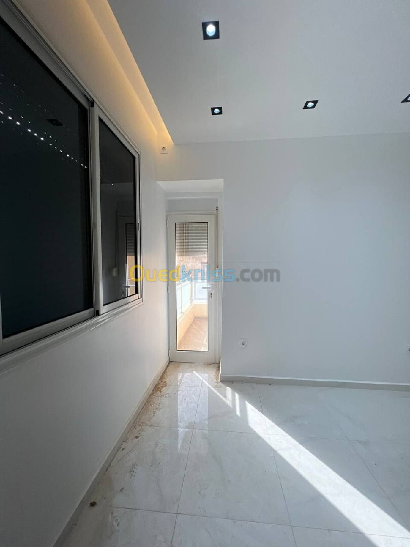 Vente Appartement F4 Alger Bordj el kiffan