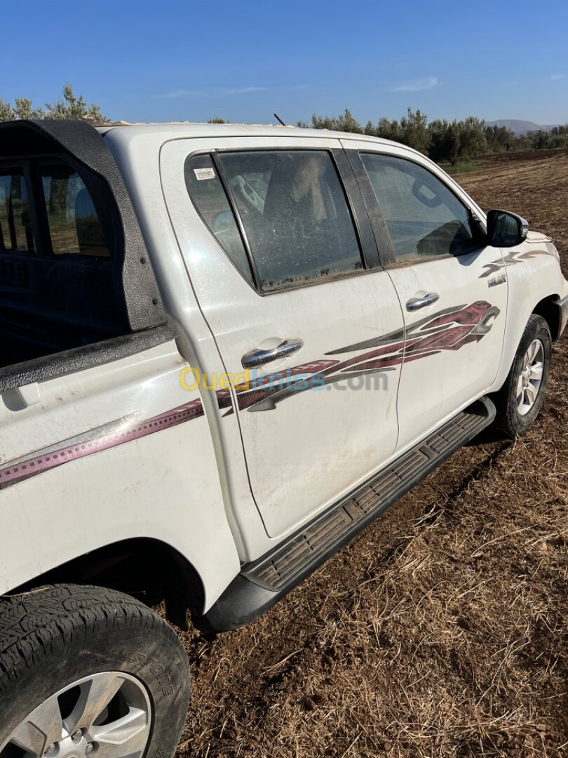 Toyota Hilux 2019 LEGEND DC 4x4