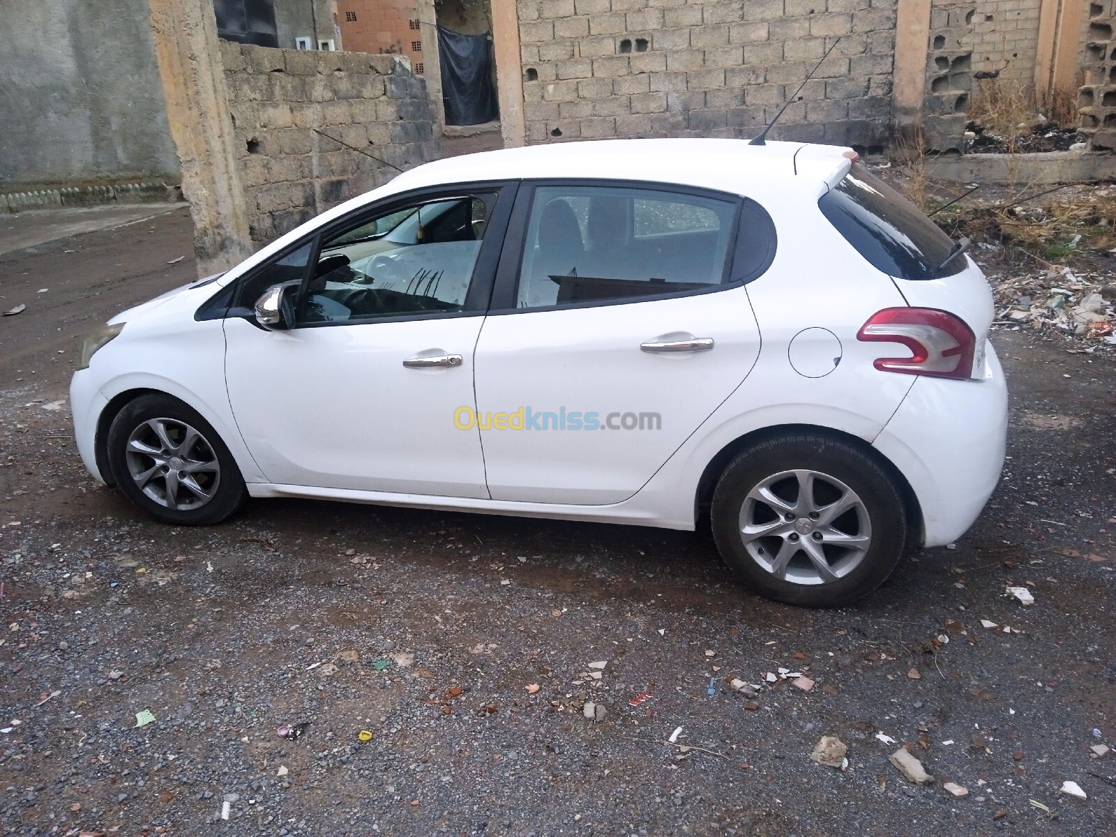 Peugeot 208 2014 Access