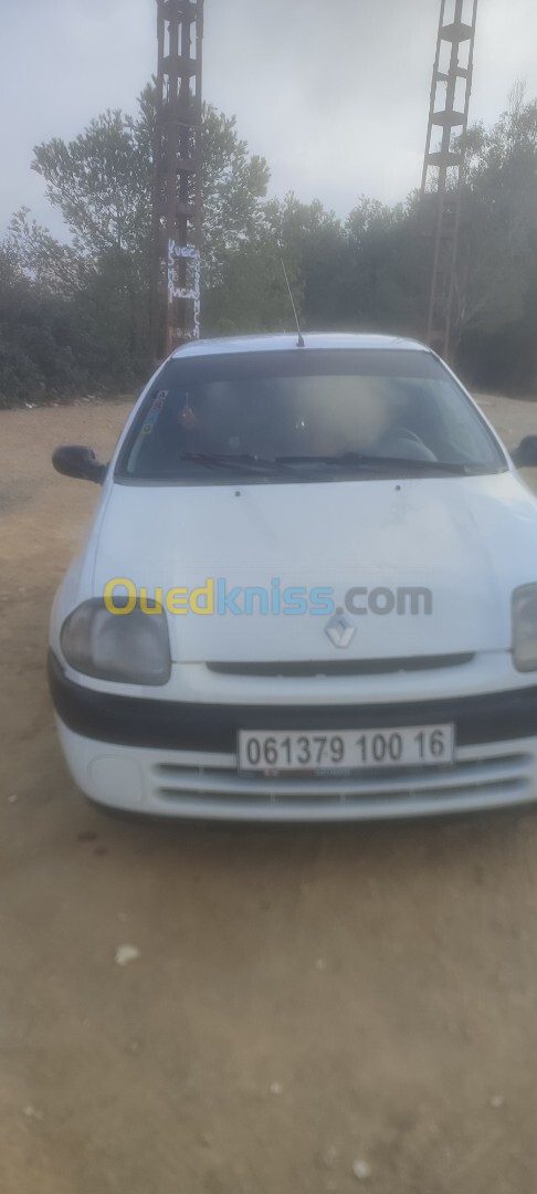 Renault Clio 1 2000 كليو دبزة