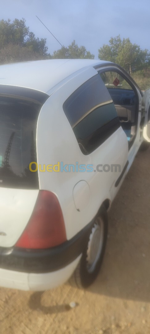 Renault Clio 1 2000 كليو دبزة