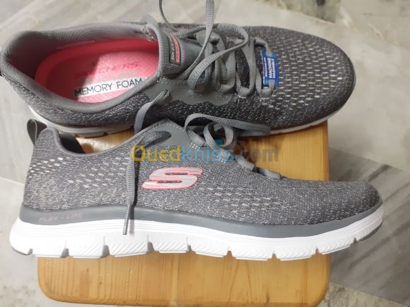 Skechers memory foam on sale prix