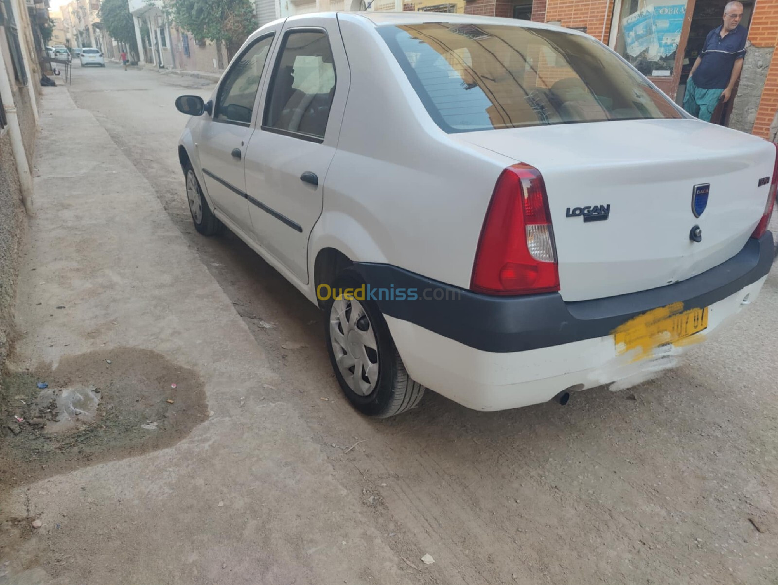 Dacia Logan 2007 لتوت