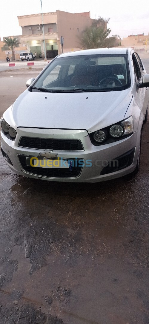 Chevrolet Sonic Hatchback 2013 LT