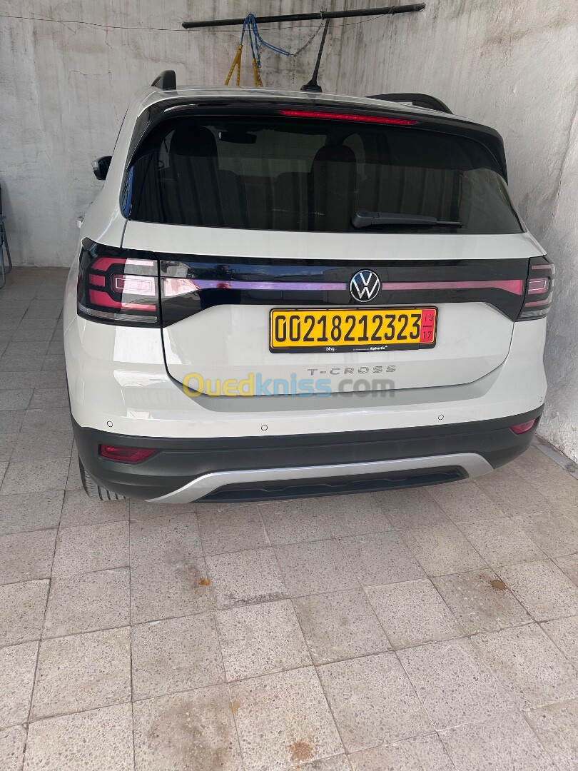 Volkswagen T-Cross 2023 Move