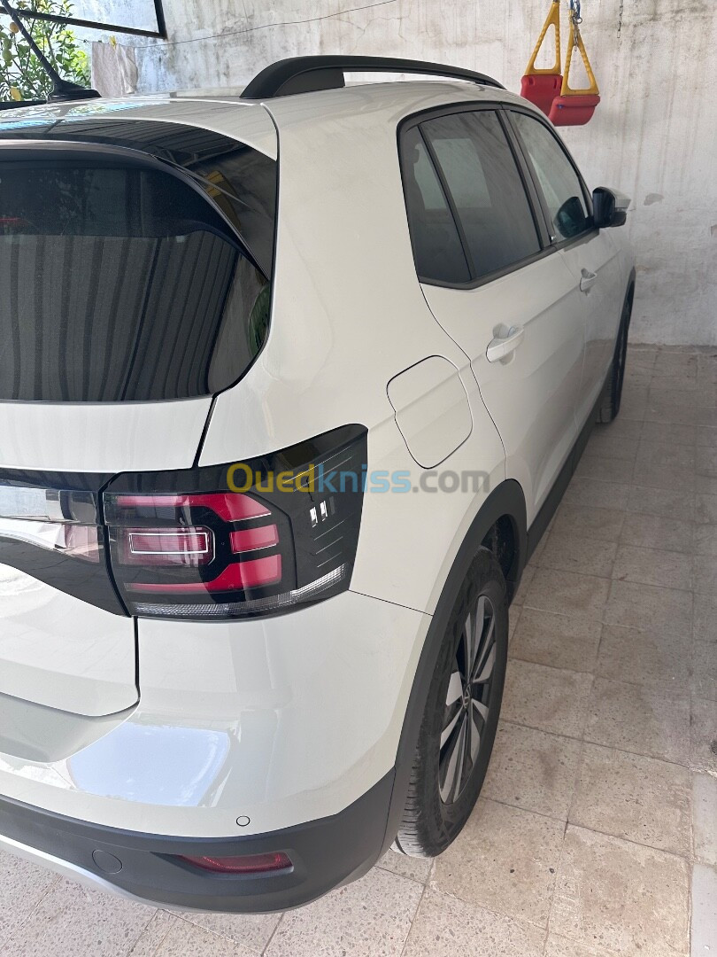 Volkswagen T-Cross 2023 Move