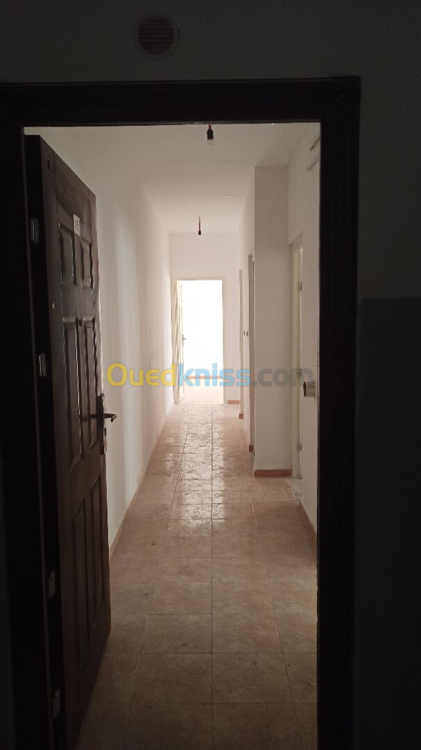 Location Appartement F3 Blida Bouinan