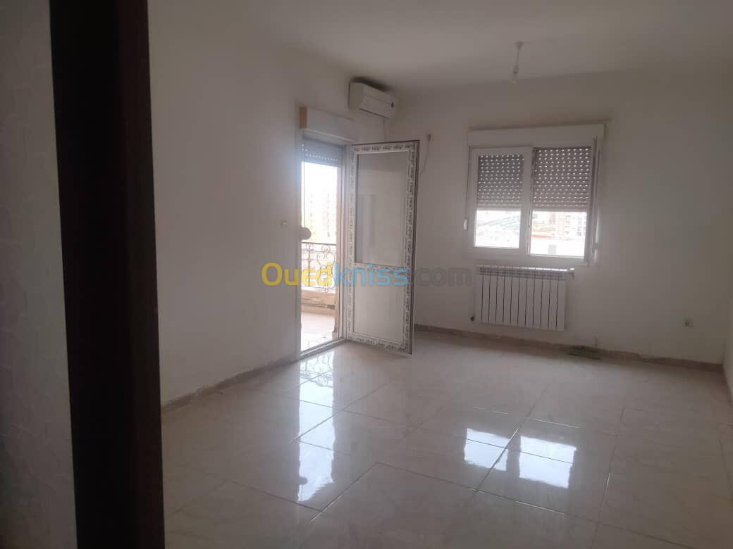 Location Appartement F4 Oran Oran