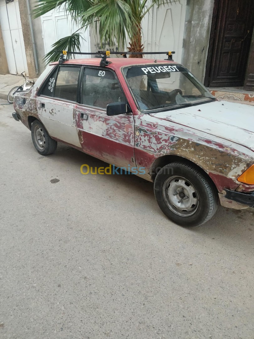 Peugeot 305 1985 305