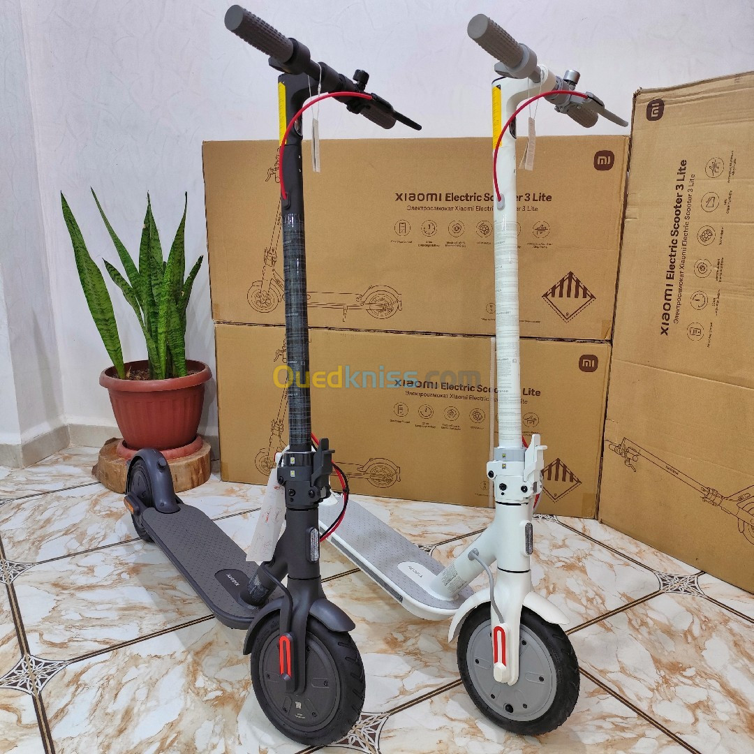 Trottinette Électrique Trotinette Xiaomi Mi 3 Lite i Jamais Utilisé i PROMOTION!