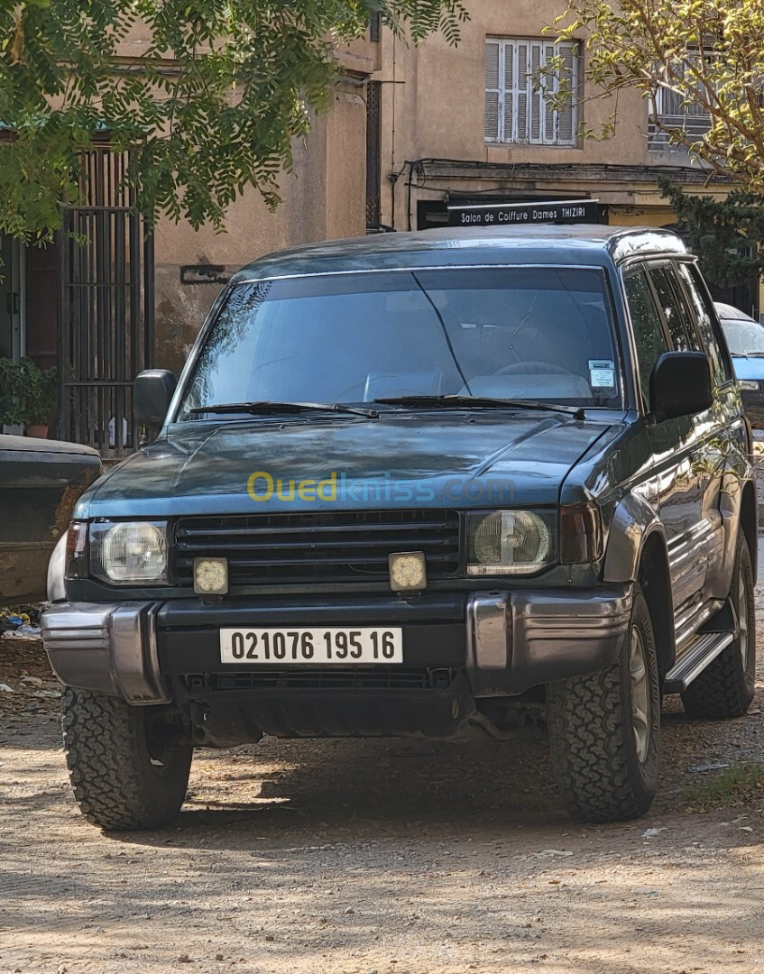 Mitsubishi Pajero Court 1995 Pajero Court