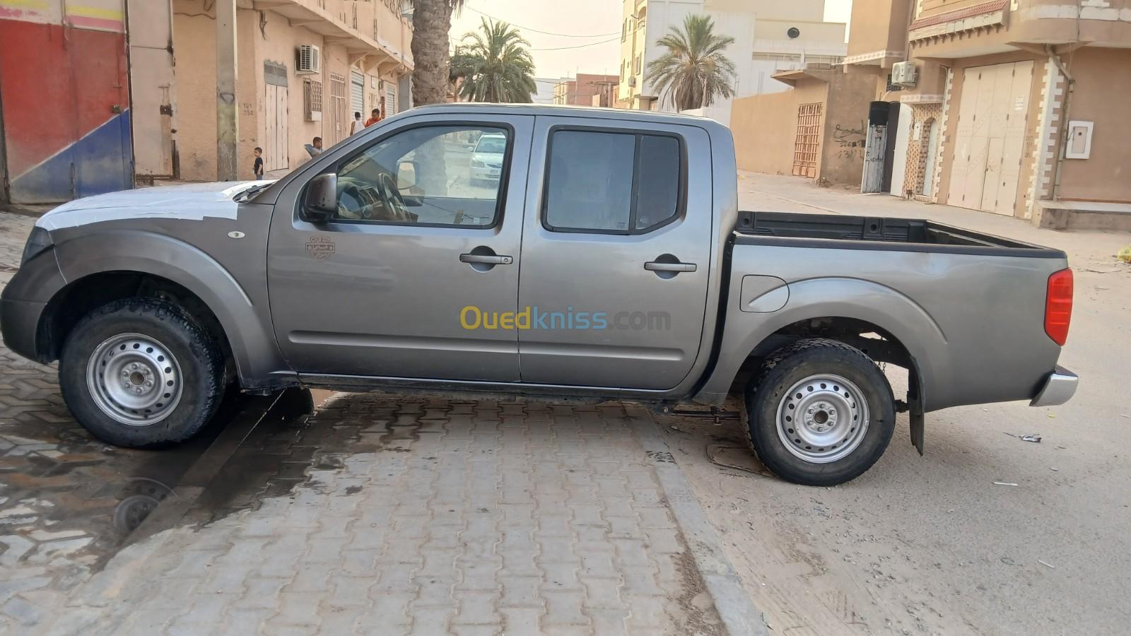 Nissan Navara 2013 Elegance 4x2