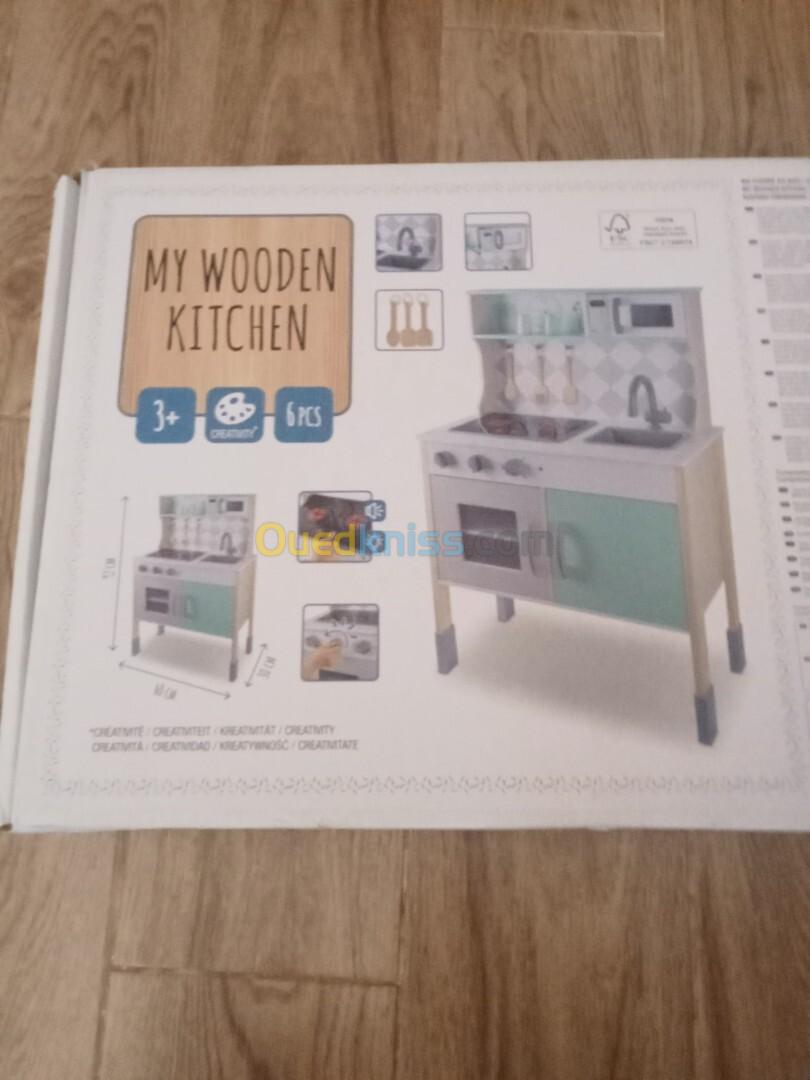 Cuisine en bois woden kitchen