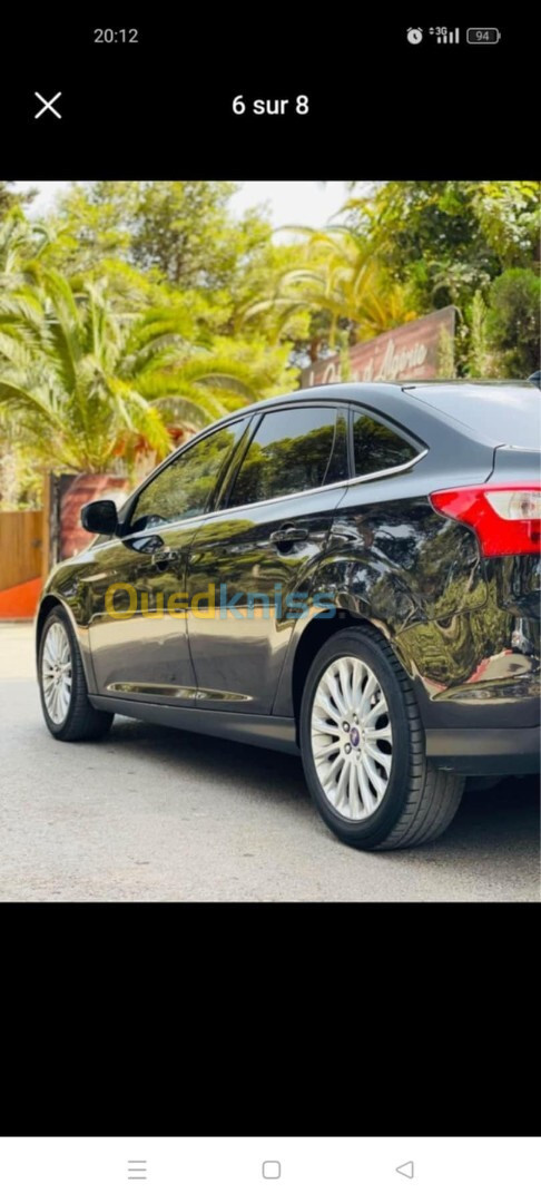 Ford Focus 5 portes 2015 Titanium