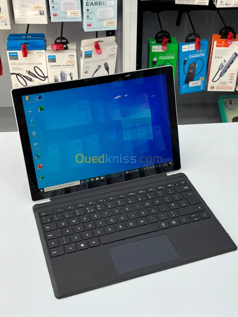 Microsoft Surface Pro 7 I5-1035G4 8GB RAM 256GB SSD Ecran 12.3"