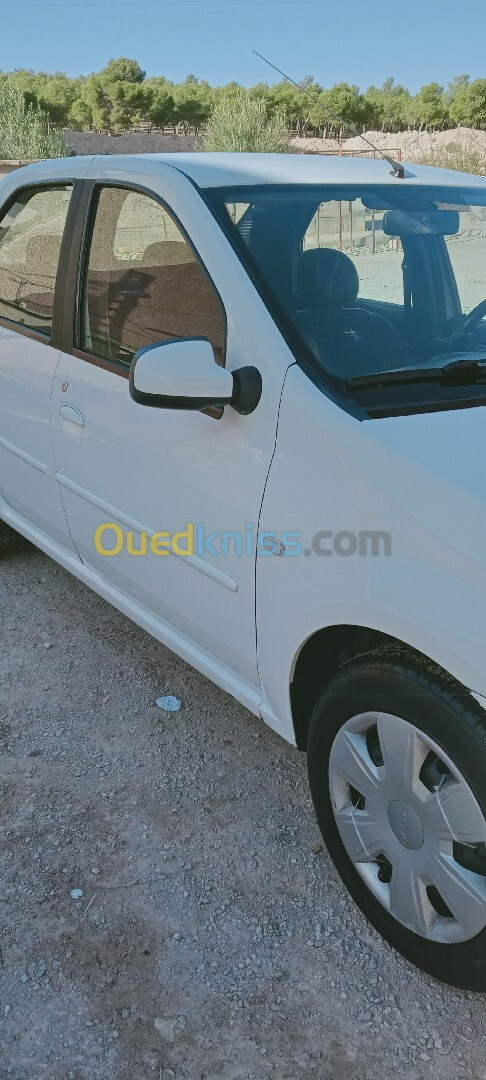 Dacia Logan 2012 صافيا