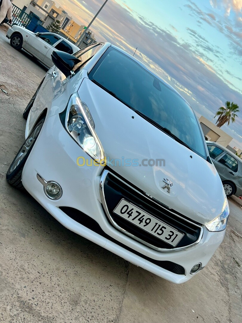 Peugeot 208 2015 Allure