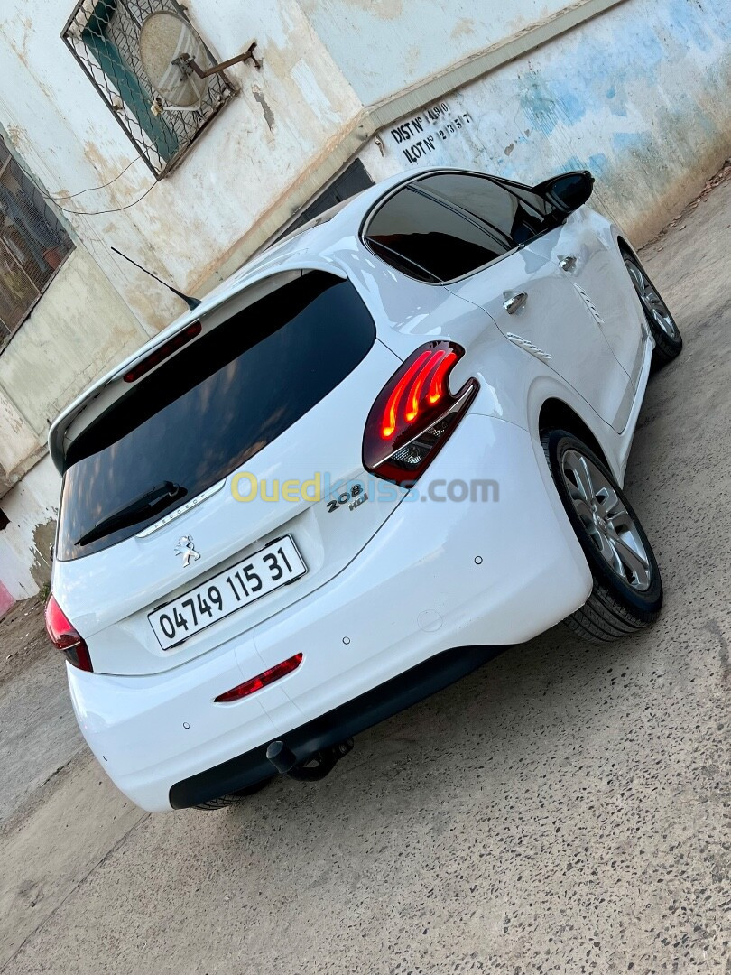 Peugeot 208 2015 Allure