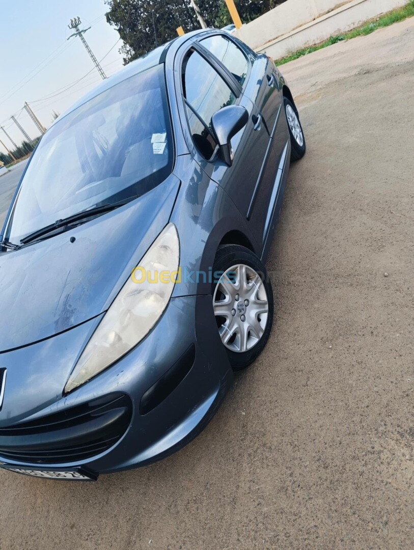 Peugeot 207 2008 207