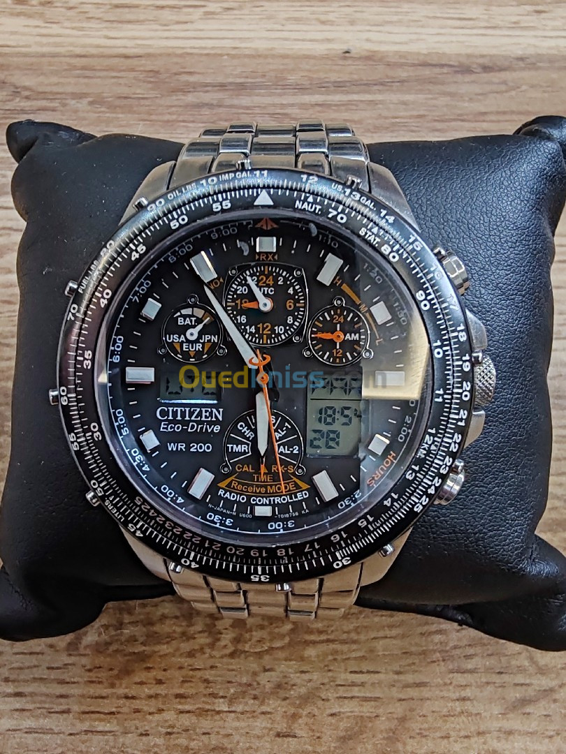 Montre citizen eco drive saphir