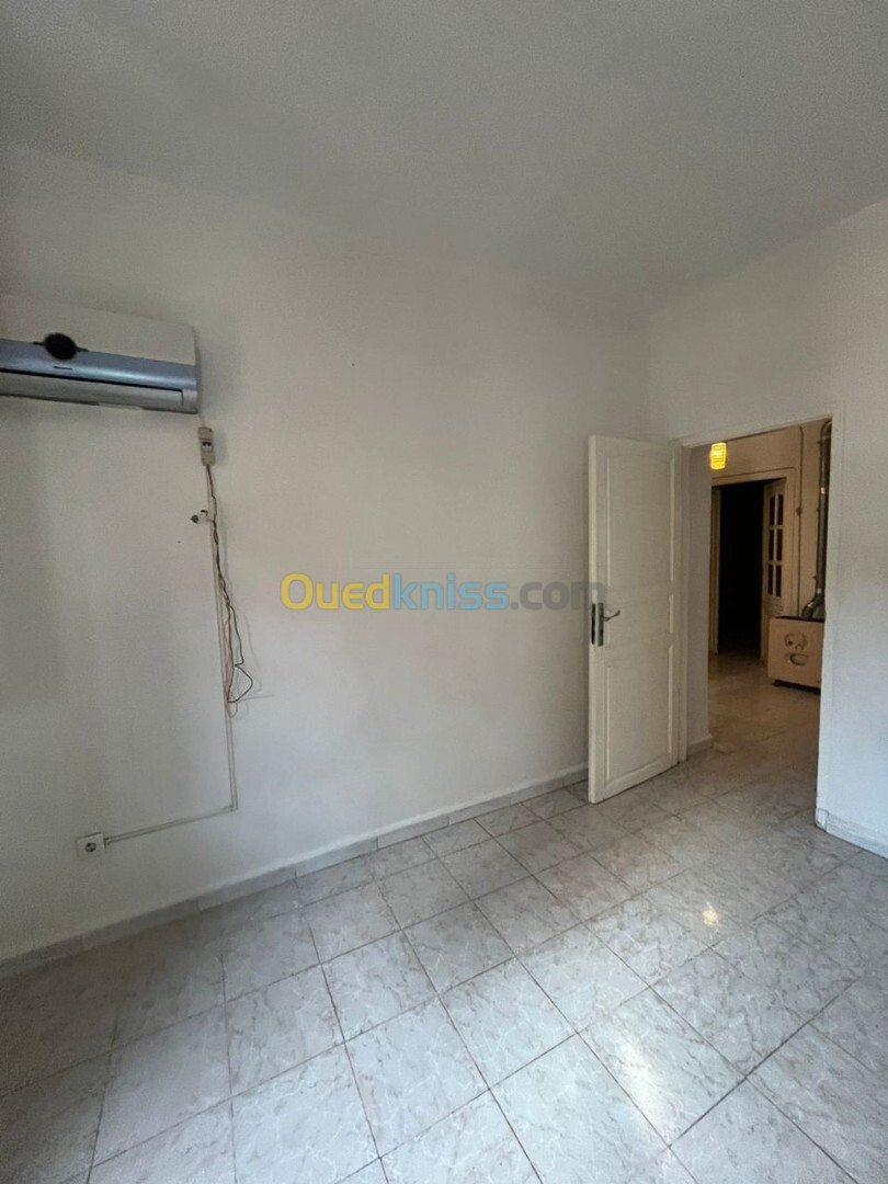 Location Niveau De Villa F4 Alger Kouba