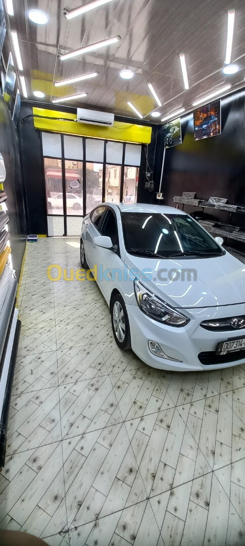 Hyundai Accent RB  4 portes 2018 Accent RB  4 portes