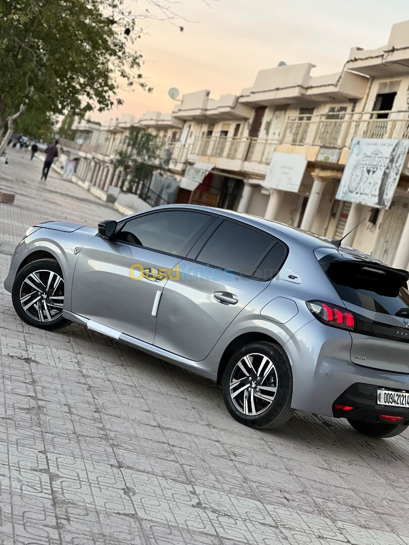 Peugeot 208 2021 Allure Facelift